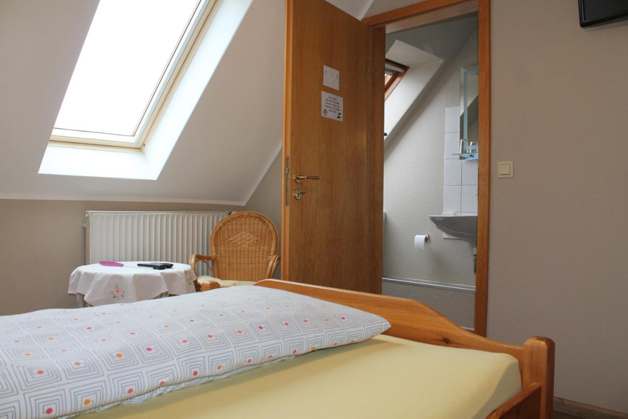 Landhotel Belitz Garni Kusten Экстерьер фото
