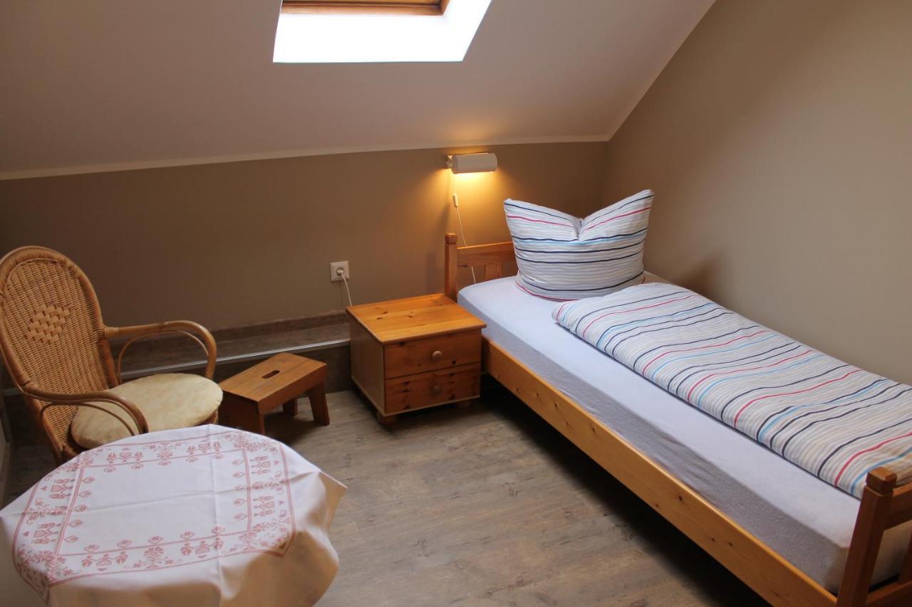 Landhotel Belitz Garni Kusten Экстерьер фото
